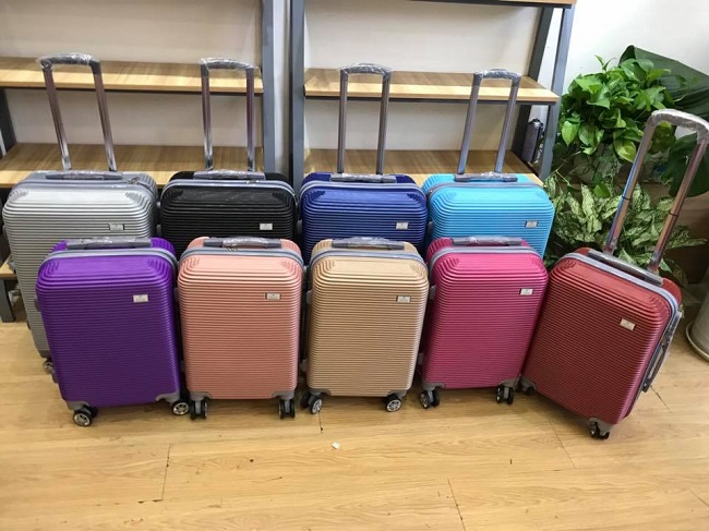 Nên mua vali kéo du lịch size 20 hay 24?