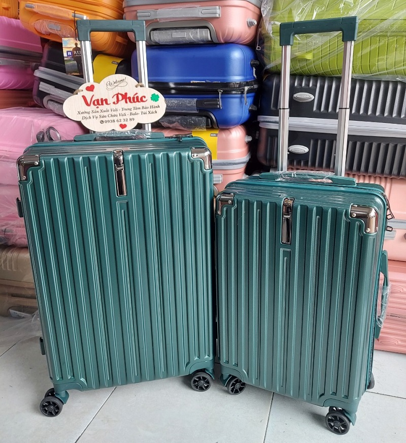 Top vali du lịch màu xanh mát mắt cho chuyến đi thư thái