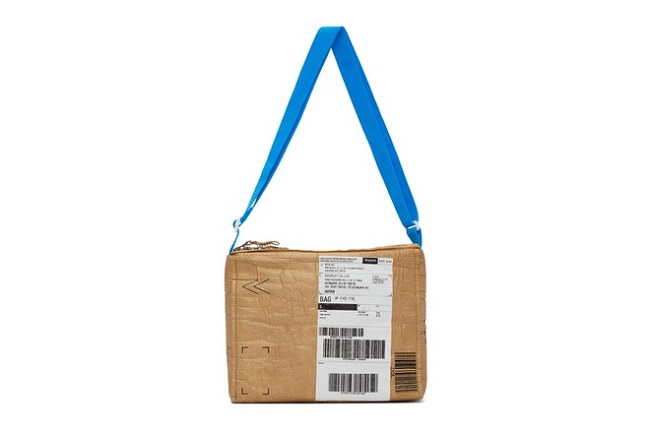Mẫu túi xách “hộp carton” có đáng giá 1.275 USD?