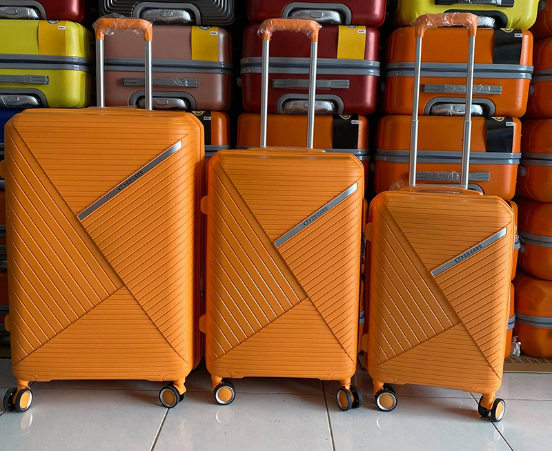 Mẫu vali nhựa PP bảo hành đến 10 năm “hút khách” hàng đầu tại Vạn Phúc