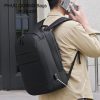Giặt balo laptop bằng máy giặt được không?