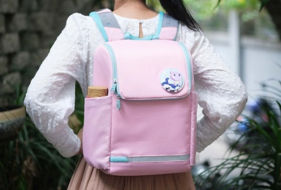 Balo chống gù loại nào tốt?