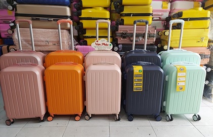 Chọn màu vali du lịch theo mệnh