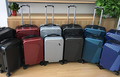 Có nên mua vali du lịch giá rẻ không?