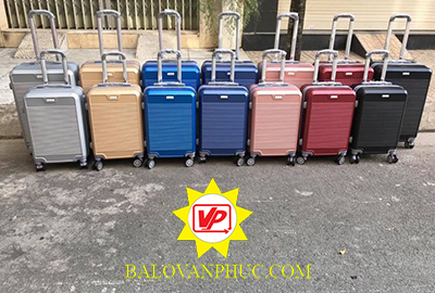 Những xu hướng màu sắc vali thời trang 2020