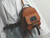 Sự tiện lợi của một chiếc balo mini