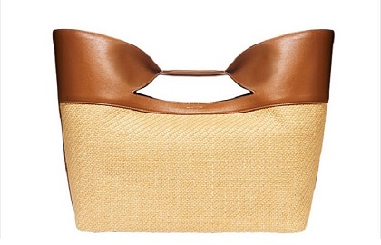 “Tăng nhiệt” mùa hè qua những chiếc túi raffia thời trang