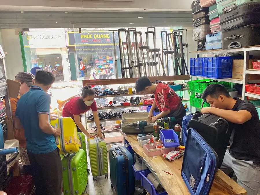 Sửa vali lấy liền có bảo hành
